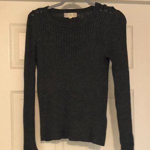 Long-Sleeved Gray Pink Republic Sweater Juniors' Large